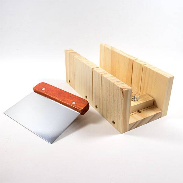 9139 Wooden Silicone Mould with Cutter & Blade Set - Cutter & Blade