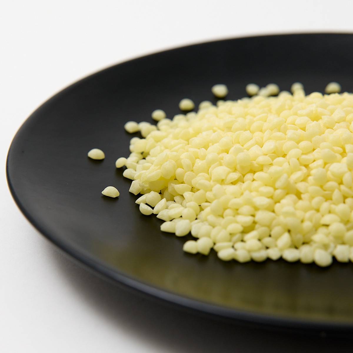 12185 Yellow Beeswax