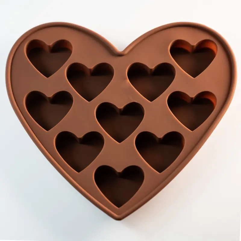 2081-800x800 Silicone Heart Mould