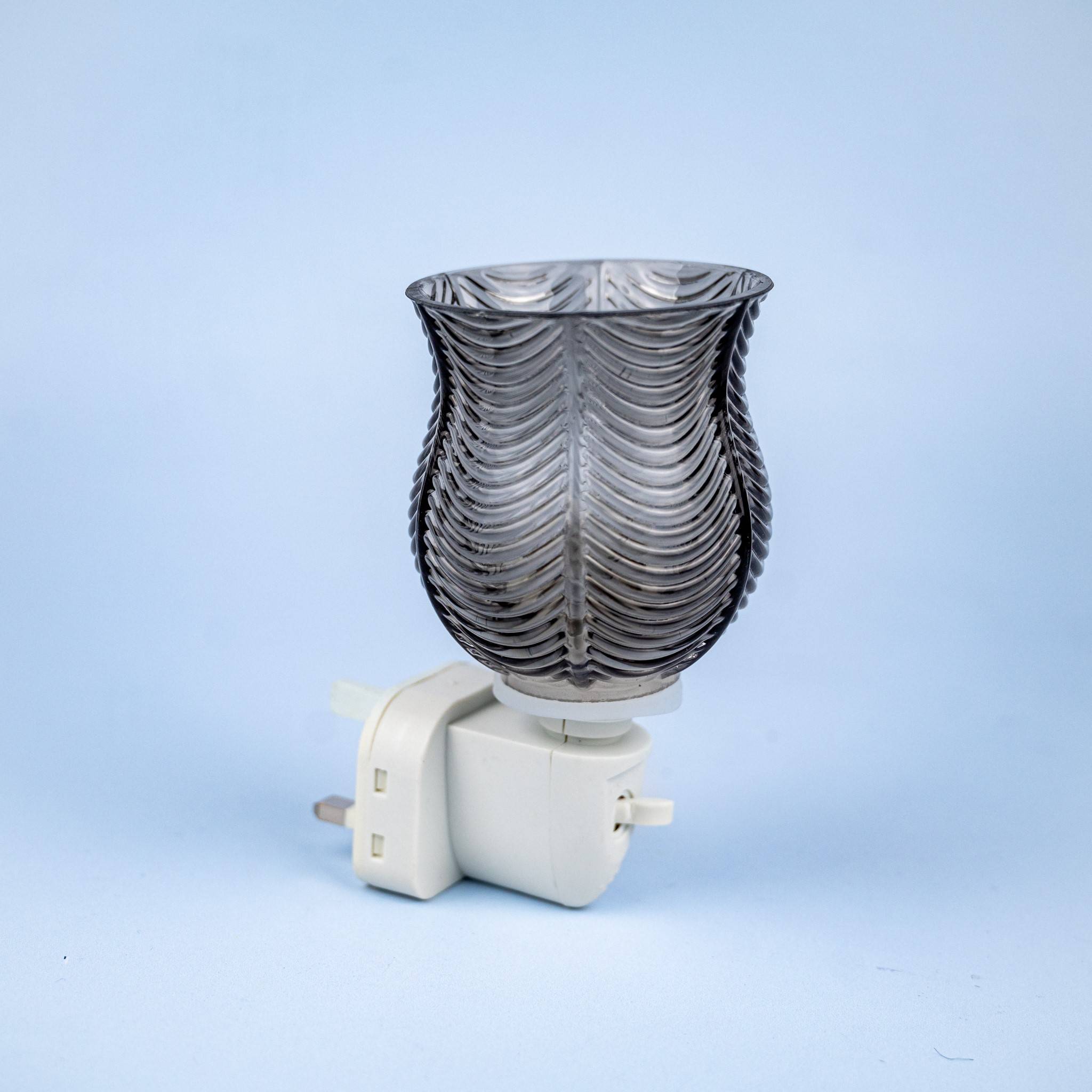 11972 Wax Warmer Ribbed Glass Plug-In Smoke Black