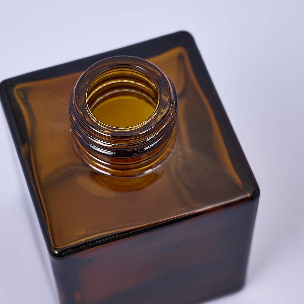 8732 100ml Amber Cube Diffuser