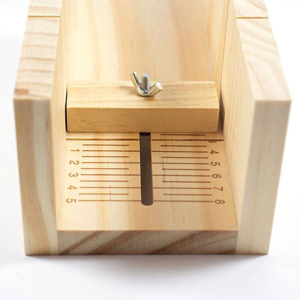 9134 Wooden Silicone Mould with Cutter & Blade Set - Cutter