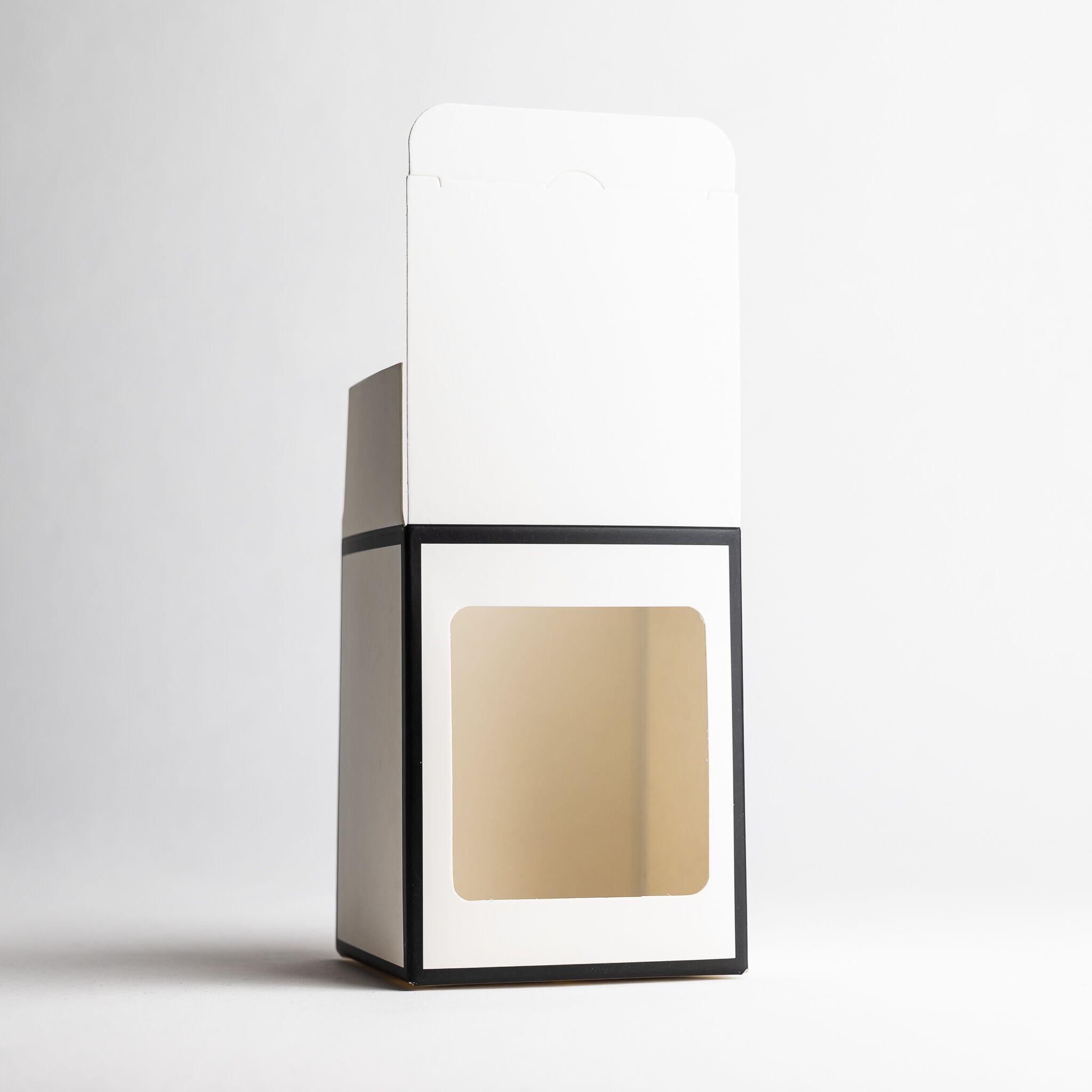 2894 20cl White Candle Box With Black Rim With Window