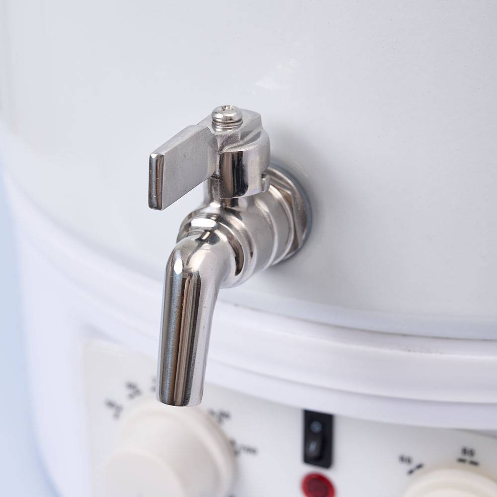 9188 SFC 16L Wax Melter - White Enamel - Tap