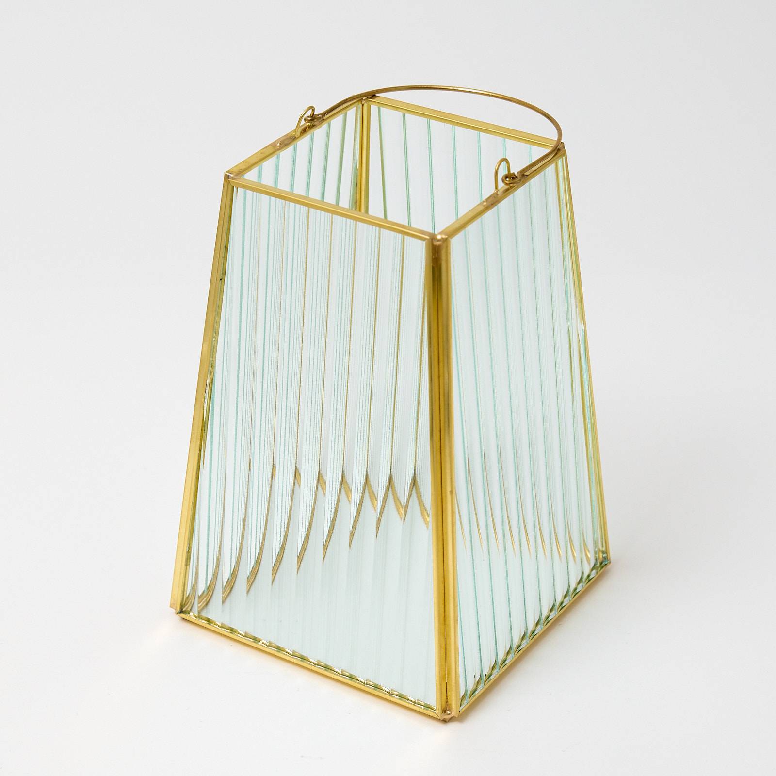 12351 Medium Glass Lantern - Gold Ribbed