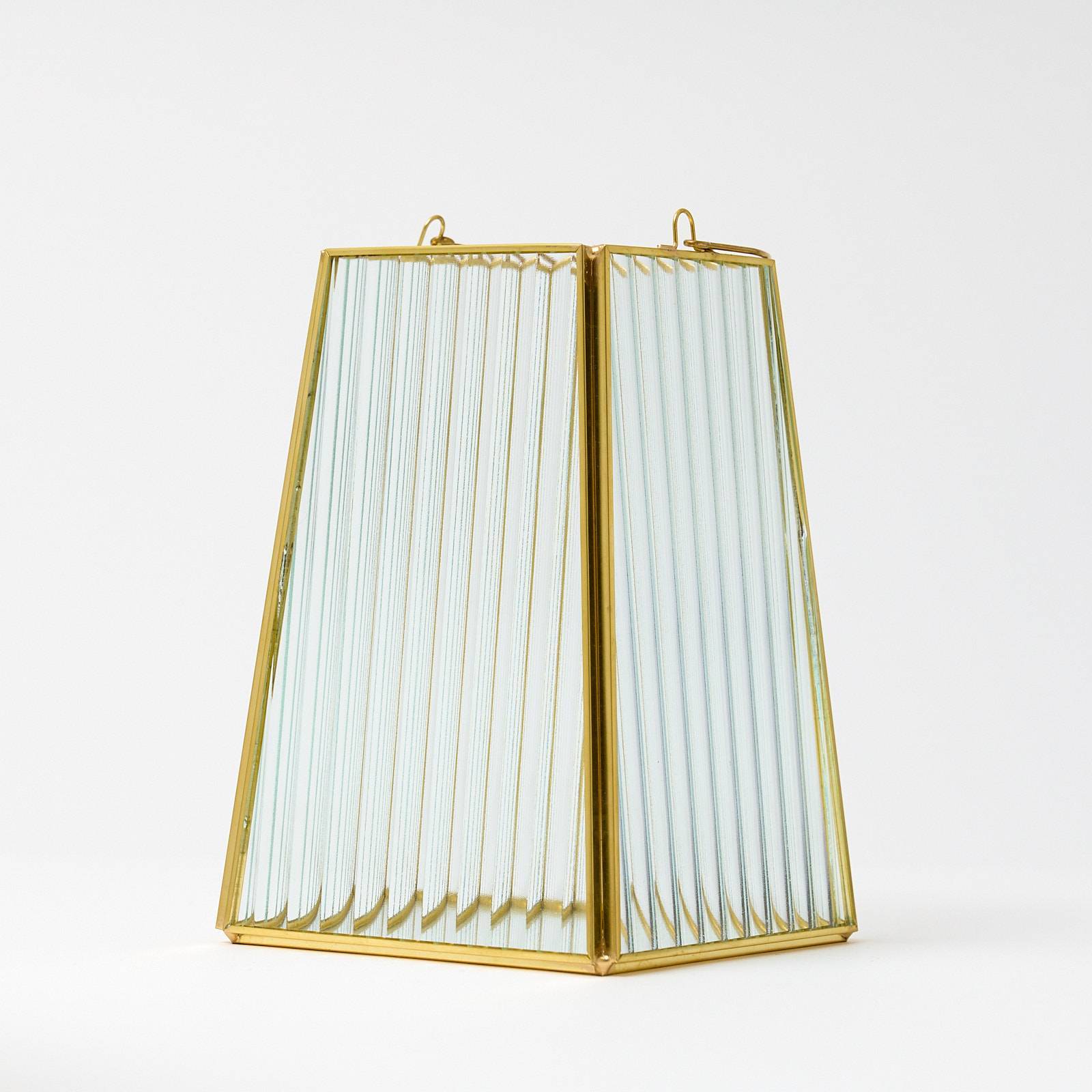 12352 Medium Glass Lantern - Gold Ribbed