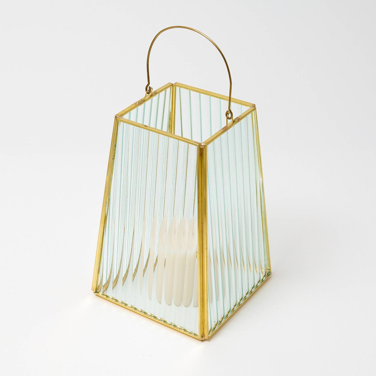 12355 Medium Glass Lantern - Gold Ribbed