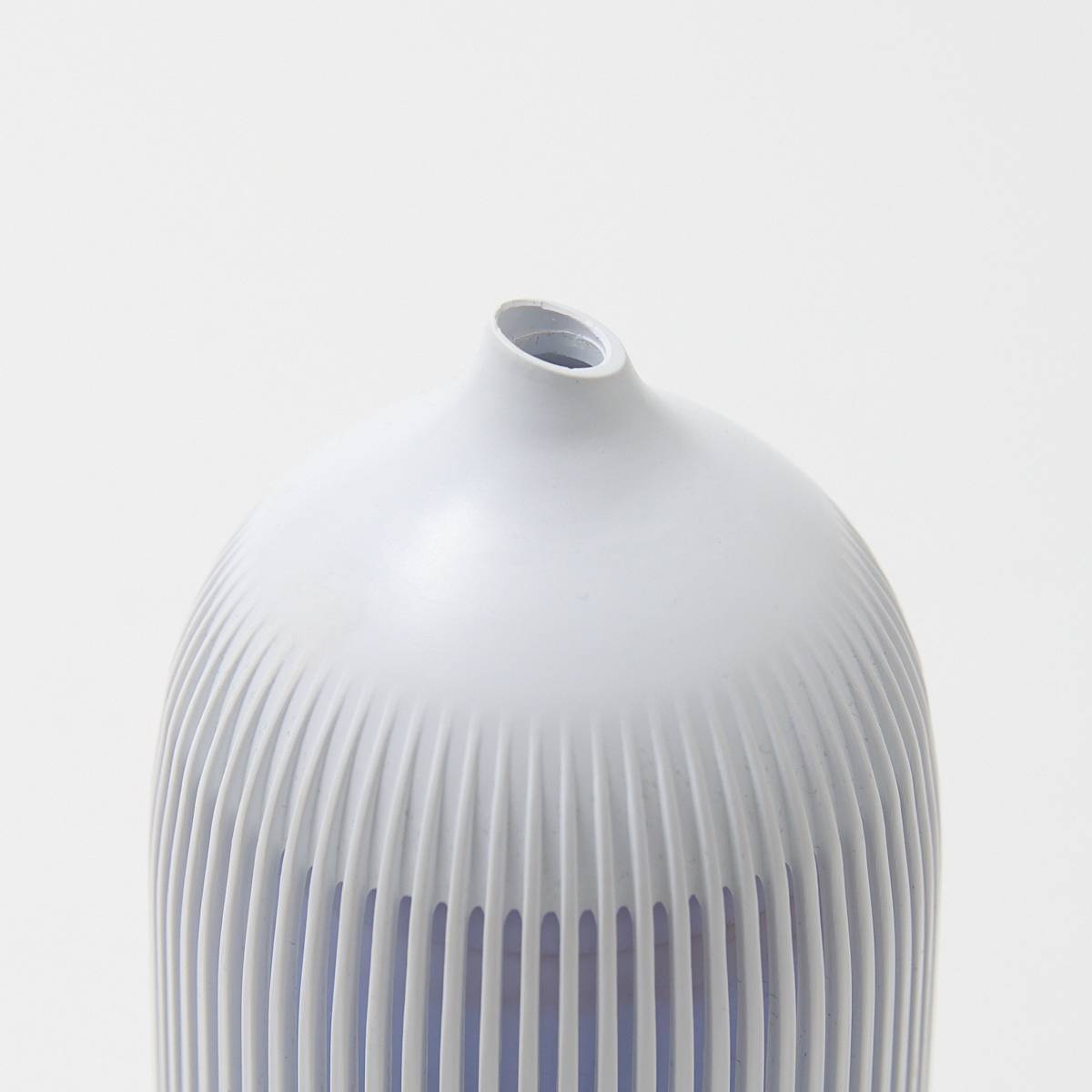 12482 Electric 150ml Plastic White Ribbed Diffuser