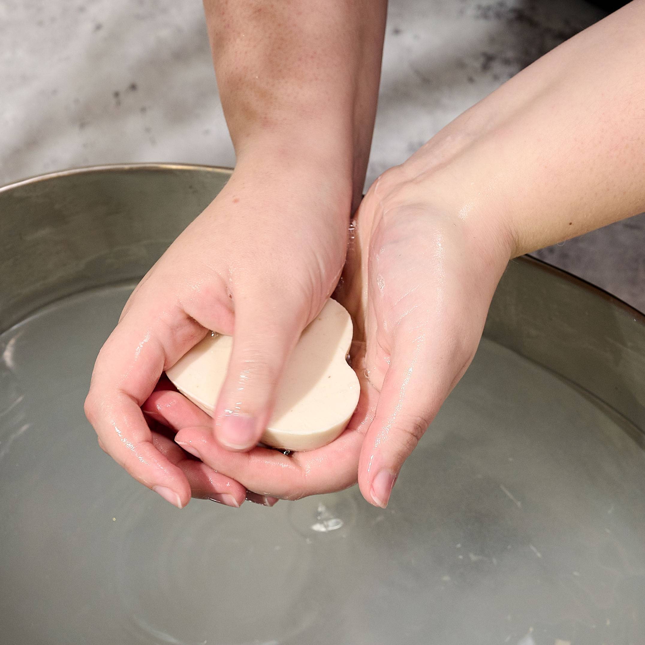 9123 Heart Mould, Silicone, Set of 6 - Wash Hands